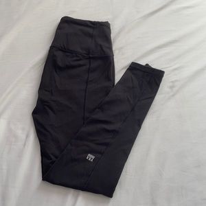 Victoria’s Secret Knockout high rise leggings